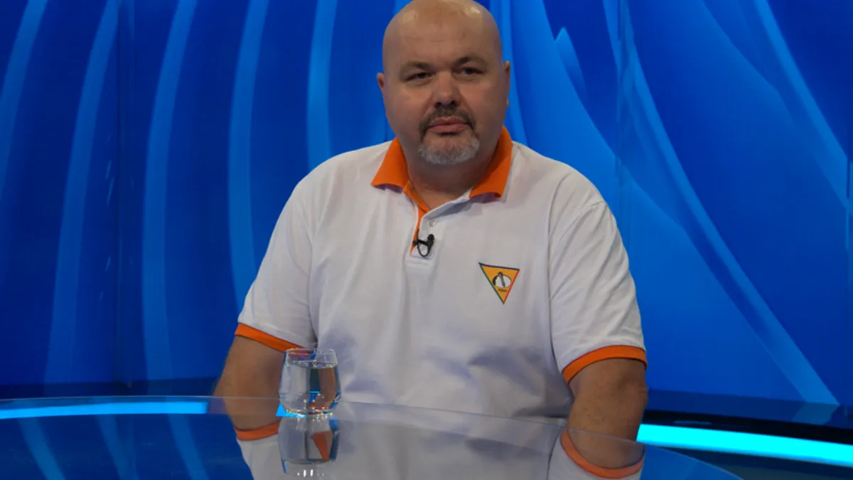 Iako je nedavno završila ova školska godina, već se spominju, uglavnom s nezadovoljstvom i novi izazovi koji roditelje i djecu očekuju od septembra ove godine