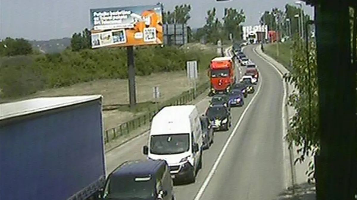Pojačana je frekvencija vozila na putevima koji od unutrašnjosti vode ka jugu, ali i sjeveru naše zemlje