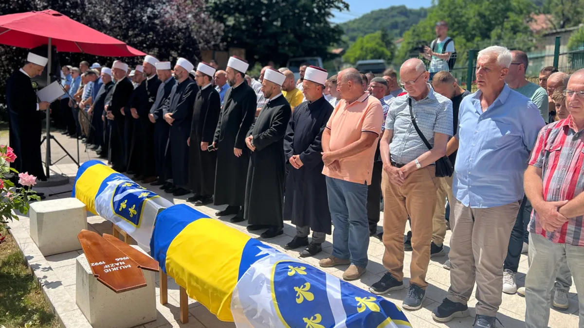 Naša je dužnost da zlu više nikada ne dopustimo da krene u nove pohode – istaknuo je glavni imam Medžlisa Islamske zajednice Sarajevo Abdulgafar Velić