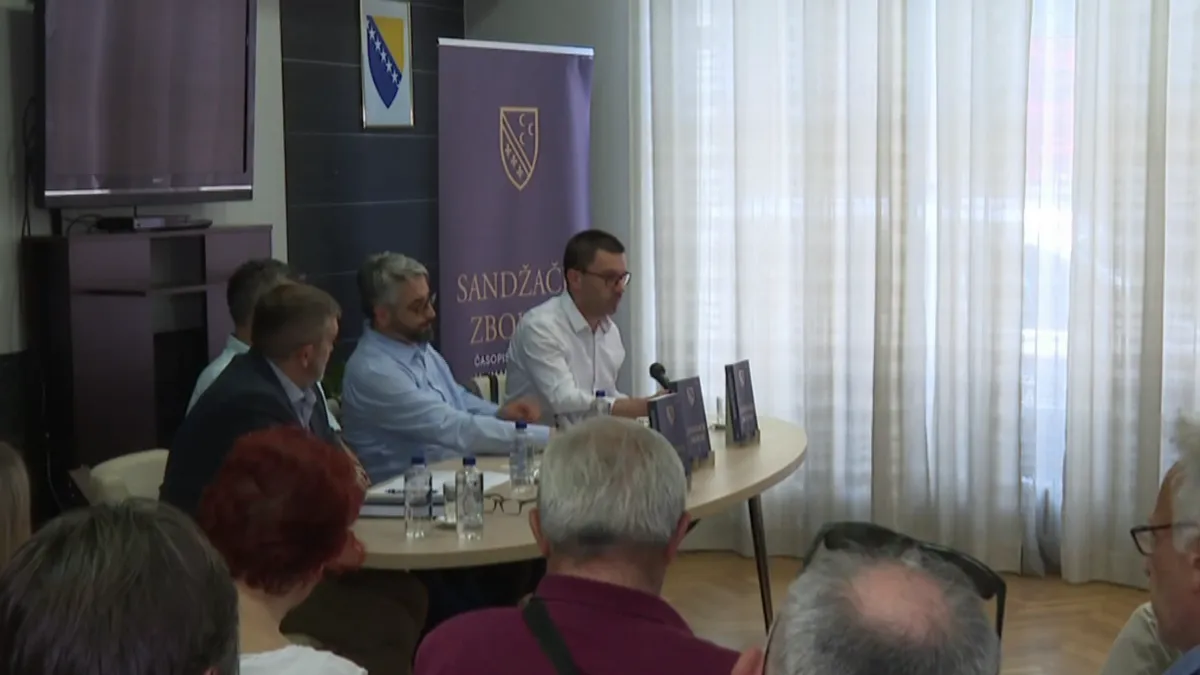 Šemsović je podsjetio da je ove godine održan naučni skup koji je govorio o bosanskom jeziku kroz historiju u savremenom trenutku