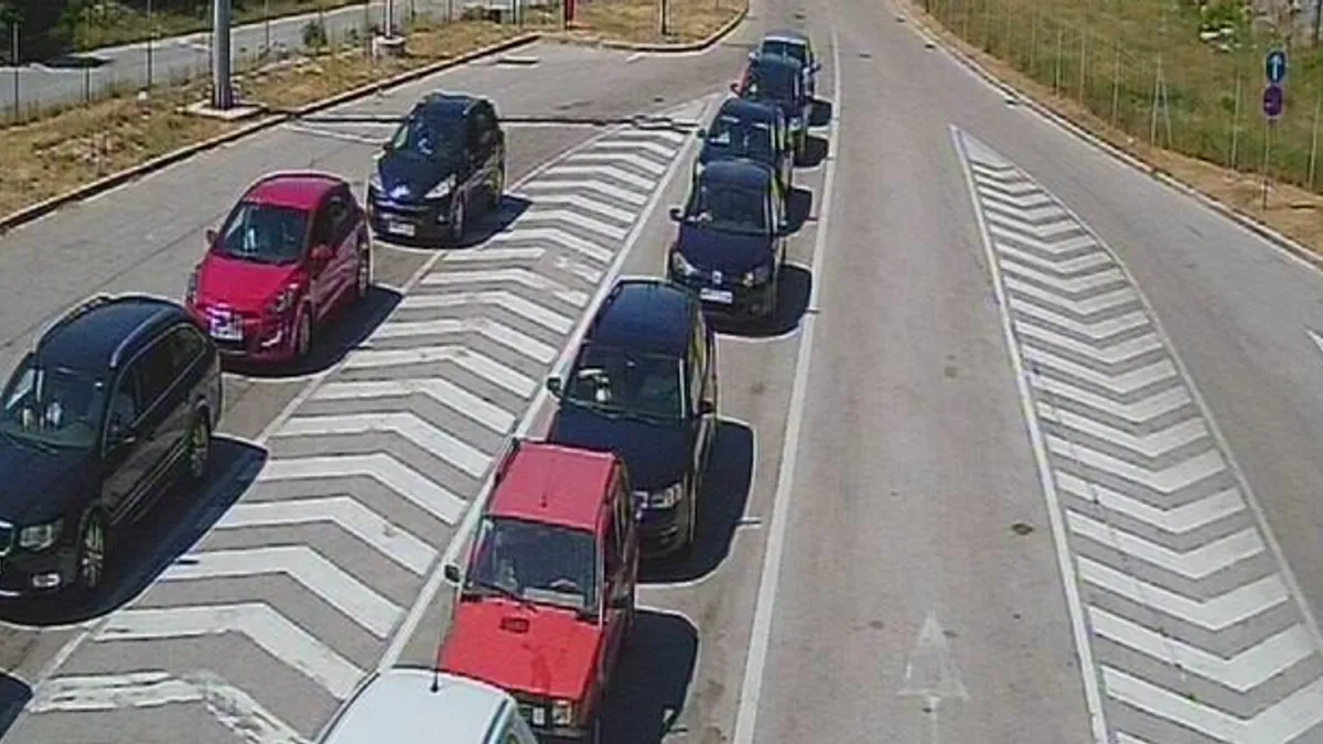 U kasnim poslijepodnevnim i večernjim satima očekuje se pojačan frekvencija saobraćaja, posebno na putnom pravcu Mostar-Sarajevo