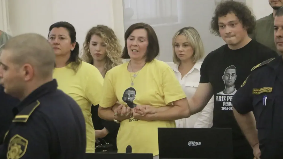 U Kantonalnom sudu u Sarajevu donesena je presuda Ademu Šumanu (25), ubici nevinog 19-godišnjeg mladića Farisa Pendeka.