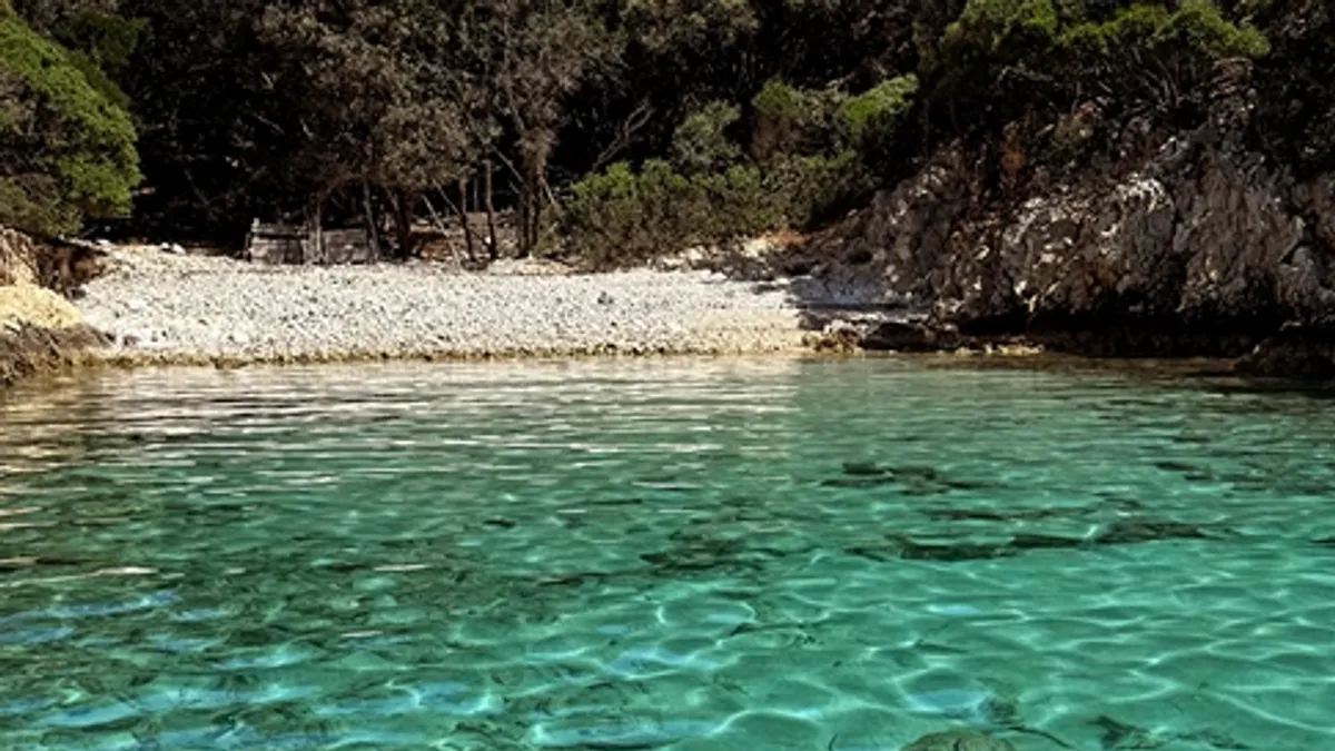 Dok se neke od njih sunčaju i kupaju u susjednoj Hrvatskoj, druge ipak biraju egzotičnije ali i skuplje destinacije. 