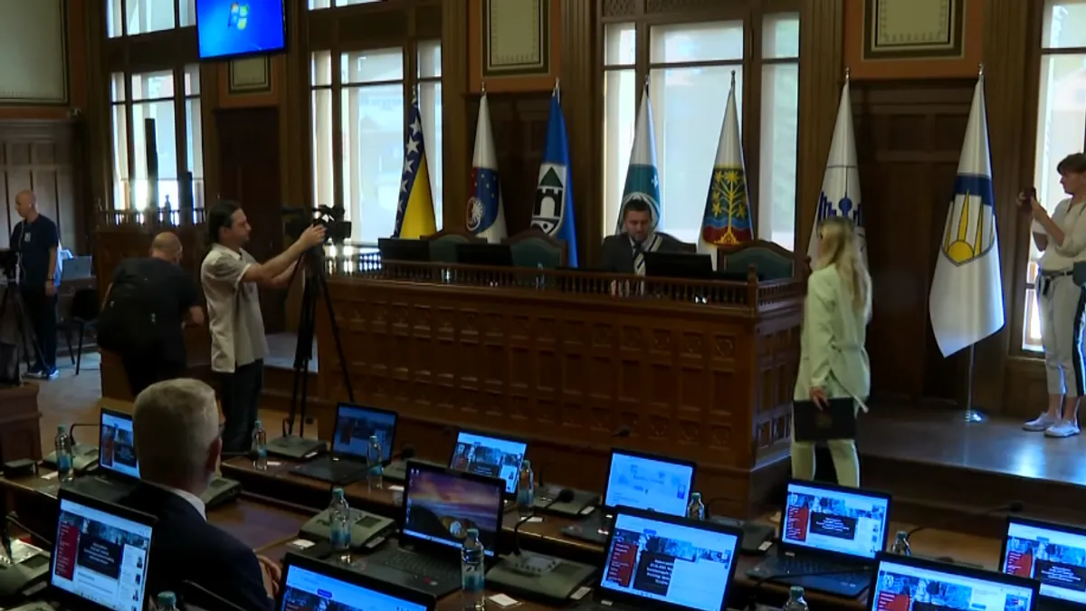 Sarajevo još uvijek nema gradonačelnika: Prekinuta sjednica zbog nedolaska vijećnika SDP-a