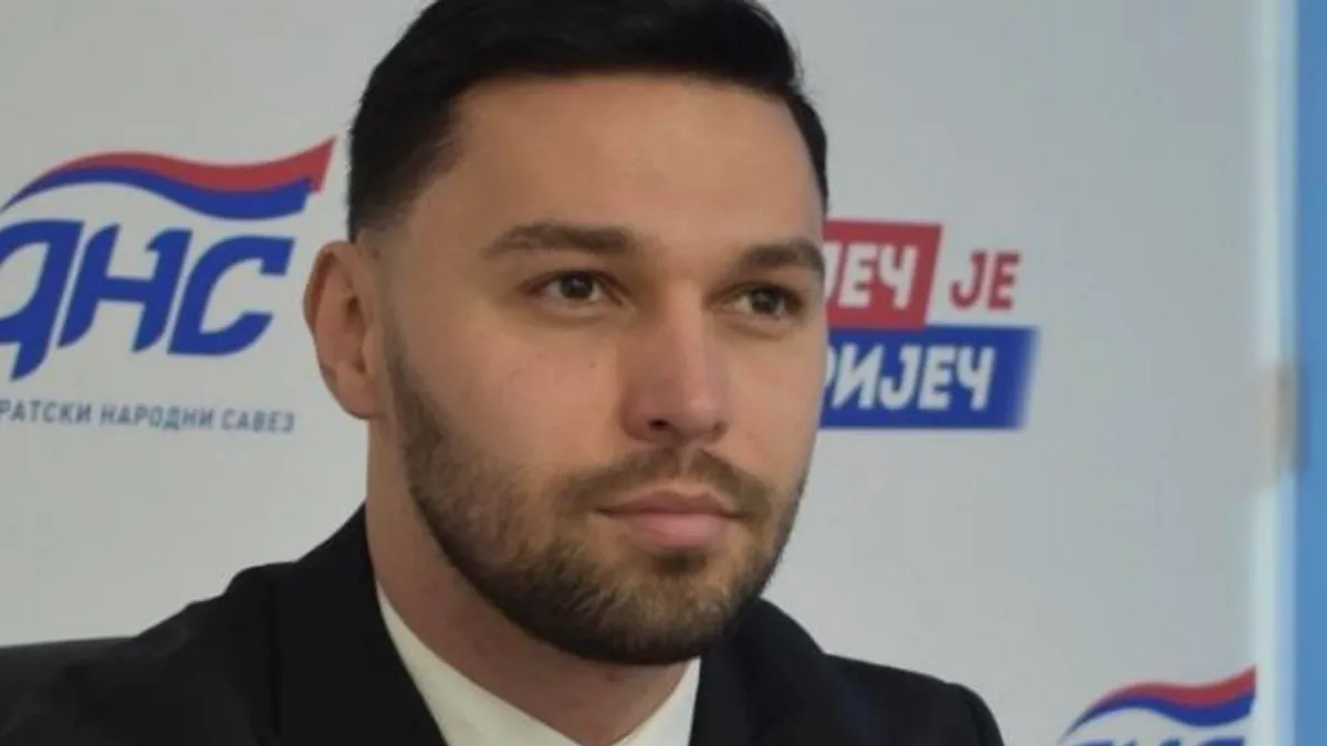 Vlada RS krši zakone i udomljava stranački podobne kadrove