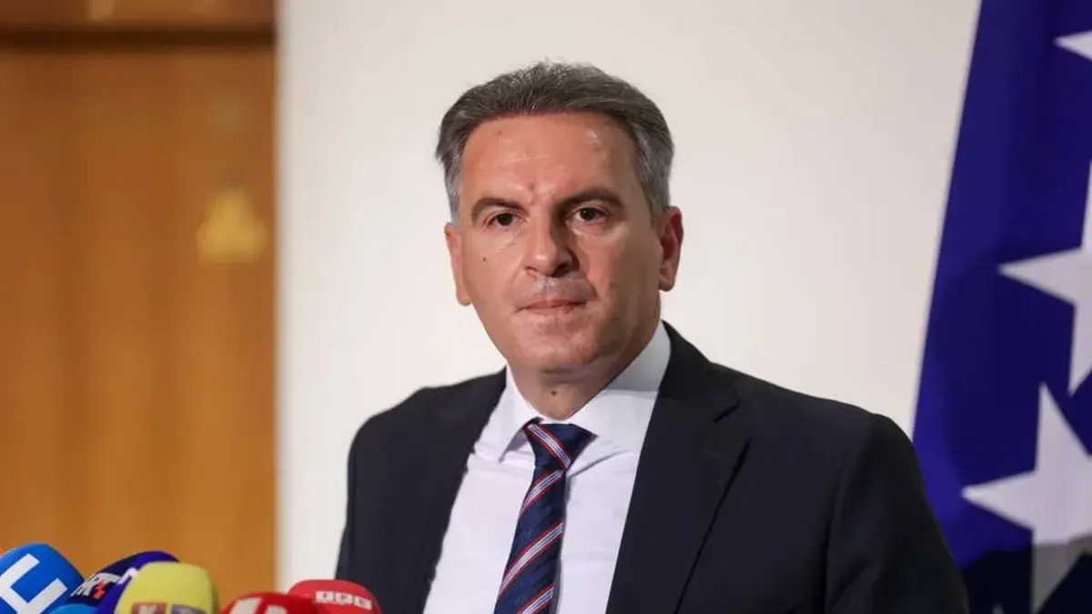 HDZ sa Draganom Čovićem na čelu onemogućava kvorum sve kako se ne bi raspravljalo o Izbornom zakonu - kazao je Smajić