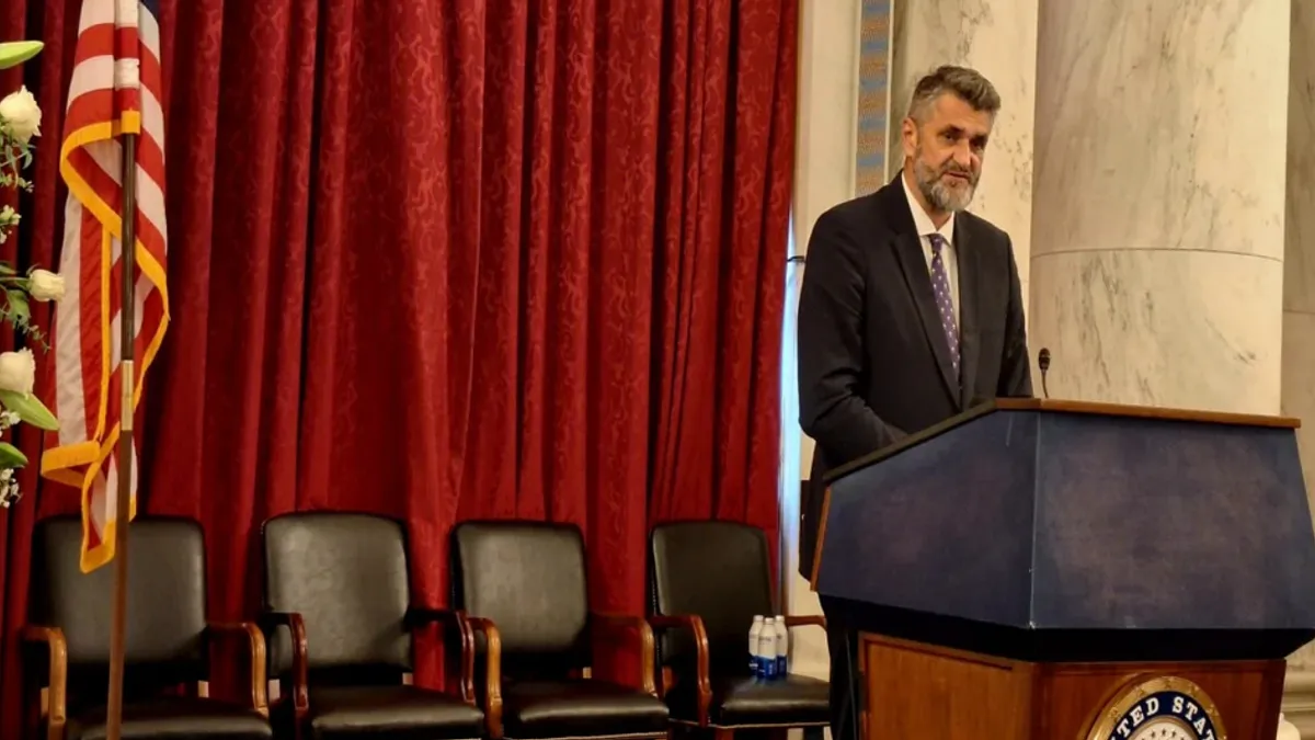  U organizaciji Kongresa Bošnjaka Sjeverne Amerike (KBSA), u zgradi američkog senata je održana komemoracija povodom 30. godišnjice genocida u Srebrenici.