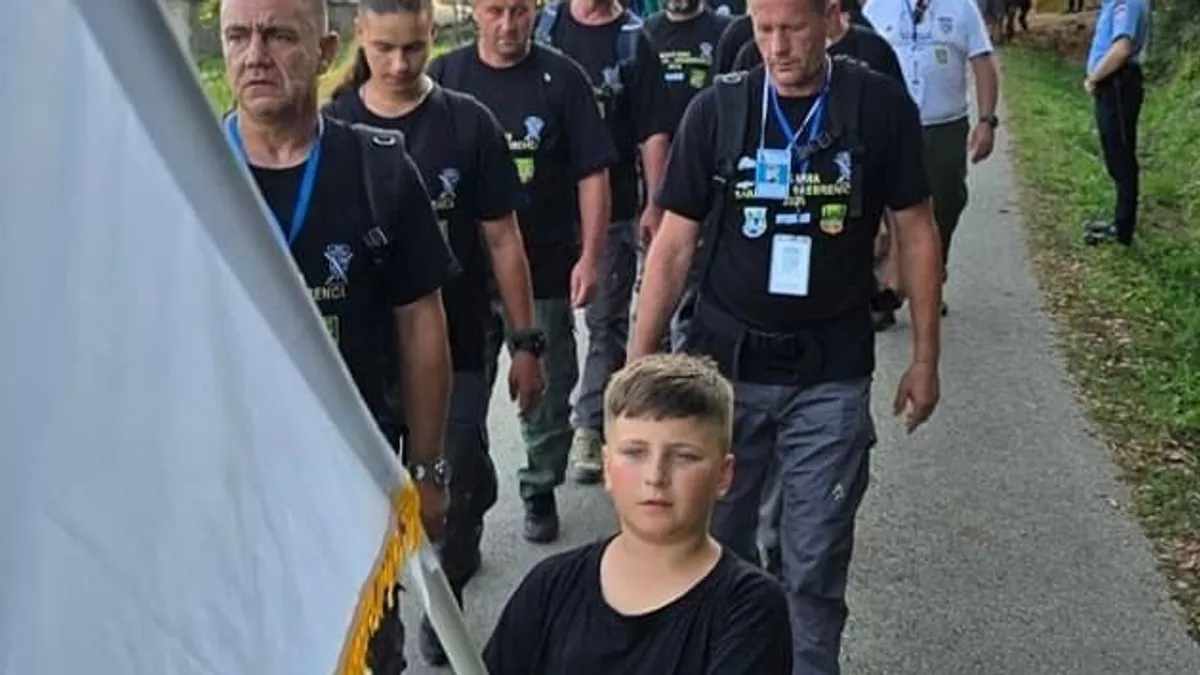 Ahmed Nur (11) budući je hafiz, napisao knjigu o svom putu u Potočare