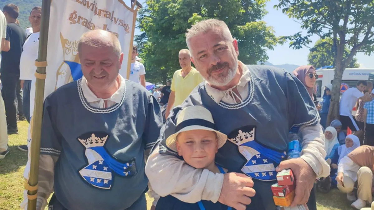 Ahmed Nur (11) budući je hafiz, napisao knjigu o svom putu u Potočare
