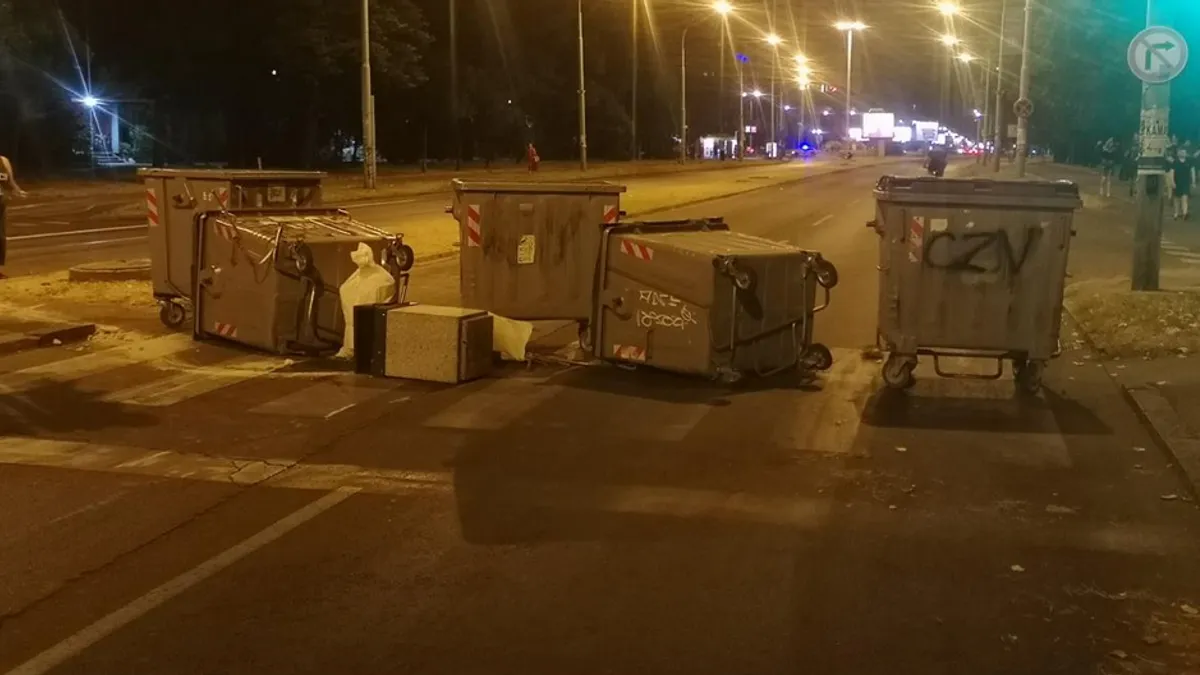 Studenti i građani su i danas počeli sa blokadom ulica širom Srbije.