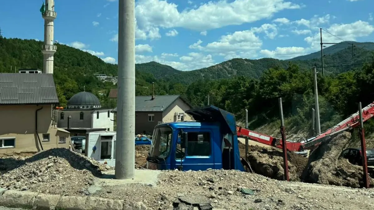 Ko nas je kleo nije dangubio: Kuda plovi ovaj Trojkin brod?