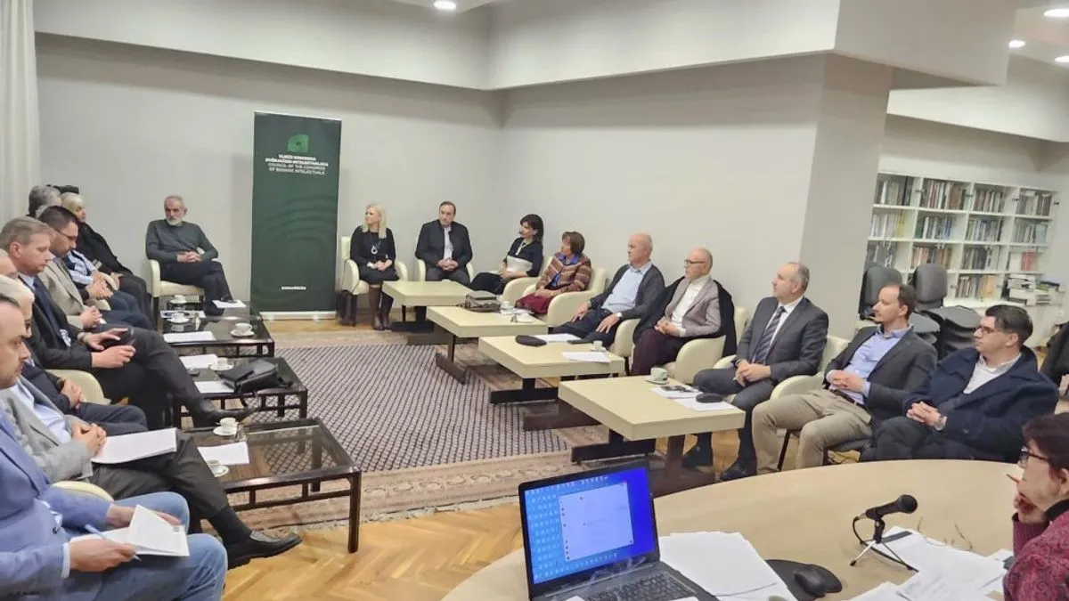 Navode da posljednjih mjeseci svjedočimo nizu kompleksnih političkih zapleta sa elementima udara na ustavni poredak BiH