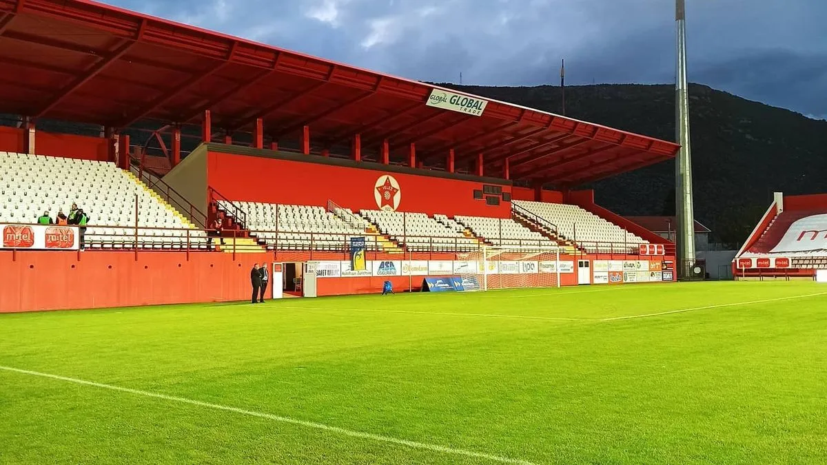 Danas je FK Velež stabilan premijerligaš sa jasnim ambicijama i snažnom podrškom svojih vjernih navijača.