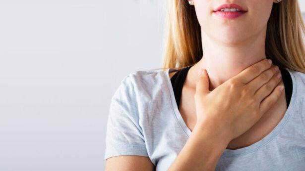 Štitna žlijezda, mala, leptirasta tvorevina na vratu, ima ogromnu moć. Ona upravlja našim metabolizmom, energijom, tjelesnom težinom, temperaturom, pa čak i raspoloženjem