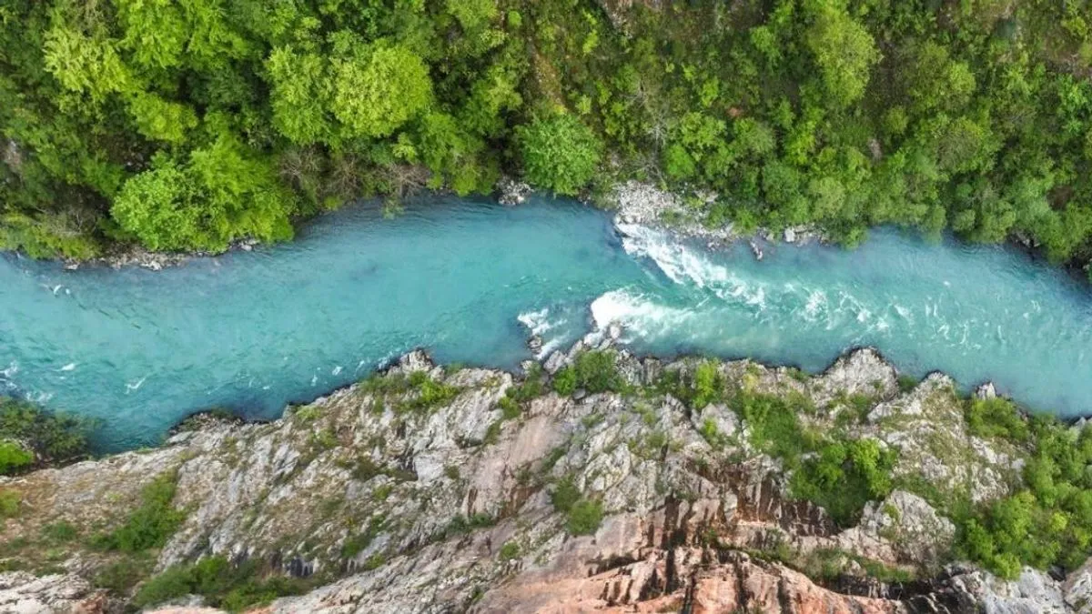 Ljepotica u srcu kontinenta: 'Suza Evrope' pruža nezaboravne trenutke za njene posjetioce