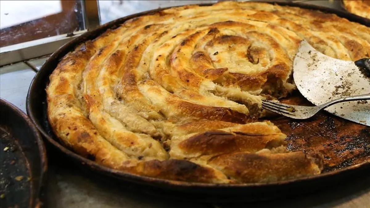 Kilogram bureka 28 KM, građani poručuju: Ko nema oklagiju, neka kupuje