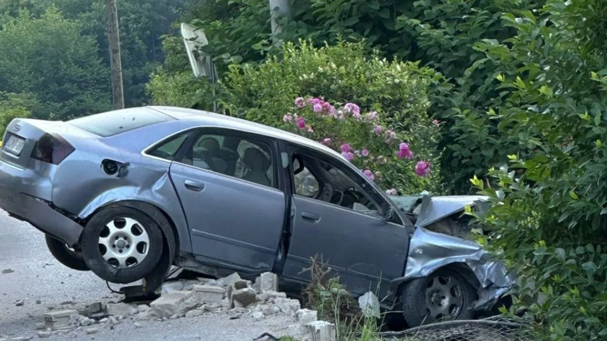 Prema prvim informacijama, Skenderović je bio suvozač u vozilu.