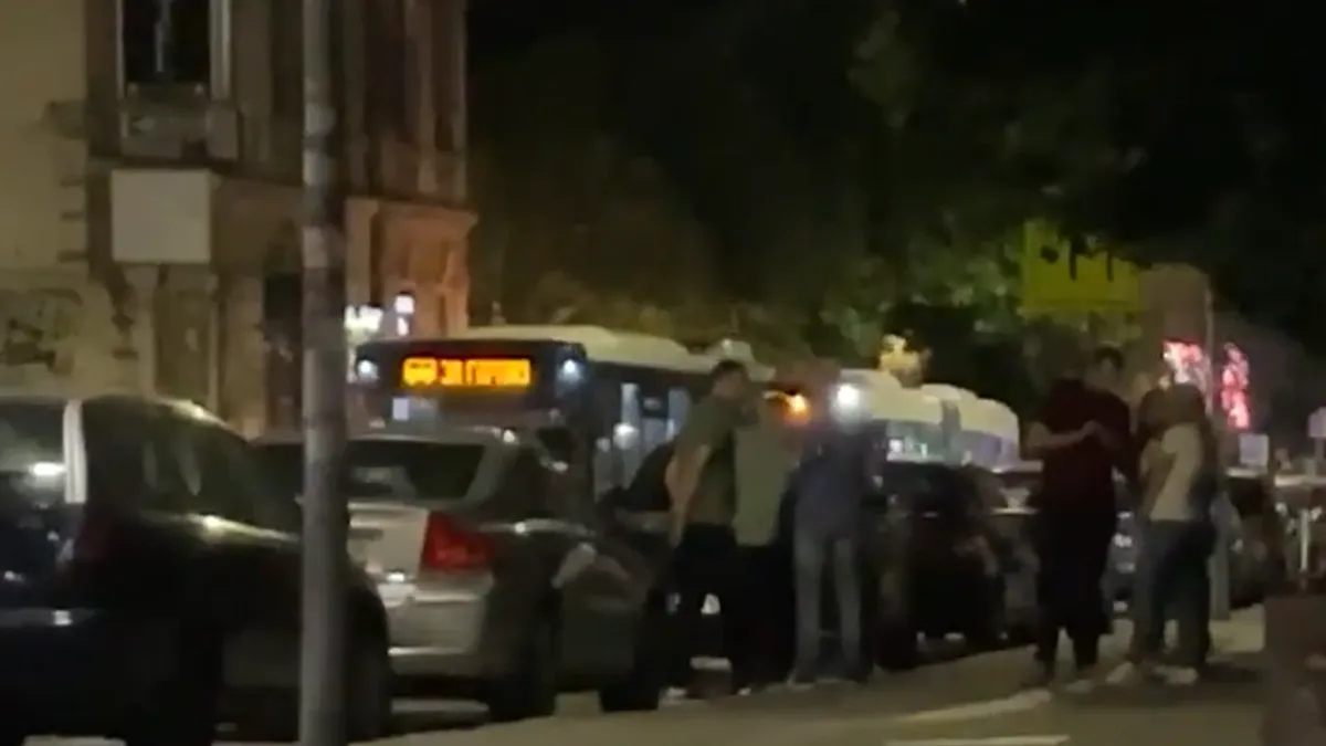 U trenutku pucnjave, Ivan A. je sjedio sam, potpuno nesvjestan opasnosti koja mu prijeti.