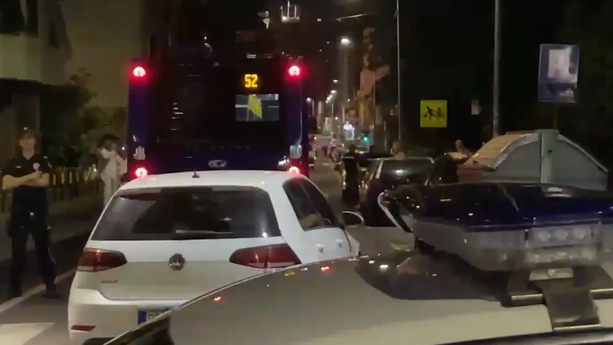 U trenutku pucnjave, Ivan A. je sjedio sam, potpuno nesvjestan opasnosti koja mu prijeti.
