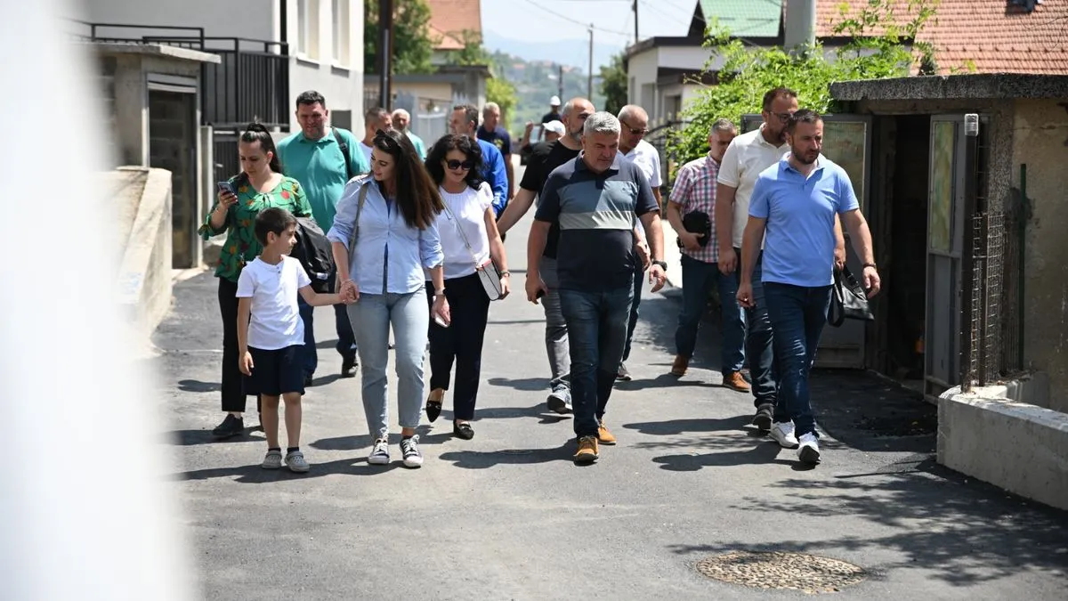 Završetkom radova, stanovnici ovog dijela općine dobit će sigurnije i uređenije saobraćajnice, te znatno kvalitetnije uslove za život