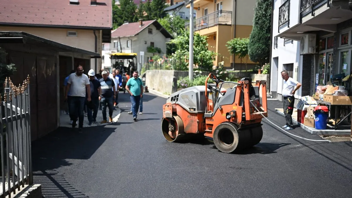 Načelnik Efendić obišao radove u ulici Sulje Jahića, u naselju Buča Potok