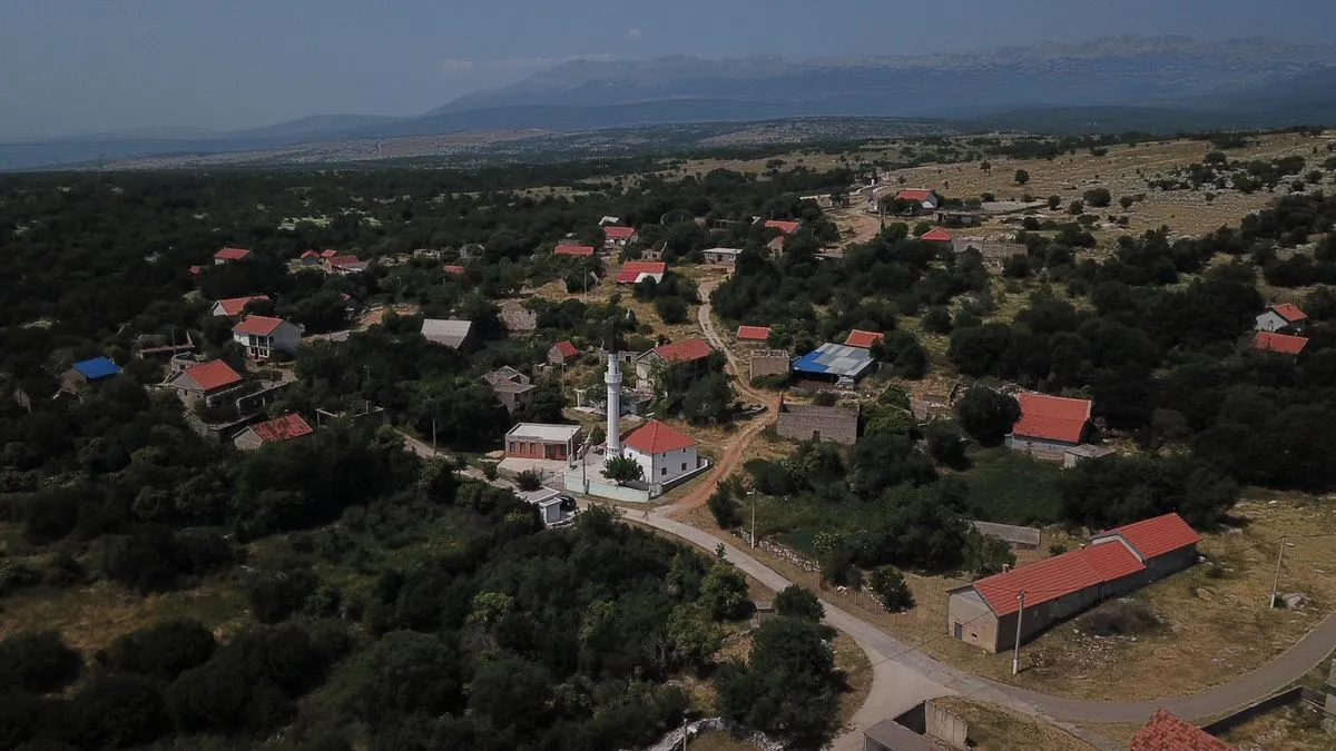 33 godine od zločina: U subotu kolektivna dženaza za deset nedužnih žrtava sela Žulja