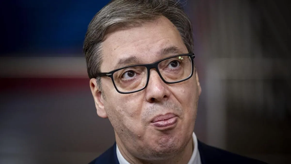 Vučić je naglasio da sada imamo puno posla u Srbiji, kao i da rade na putu evropskih integracija