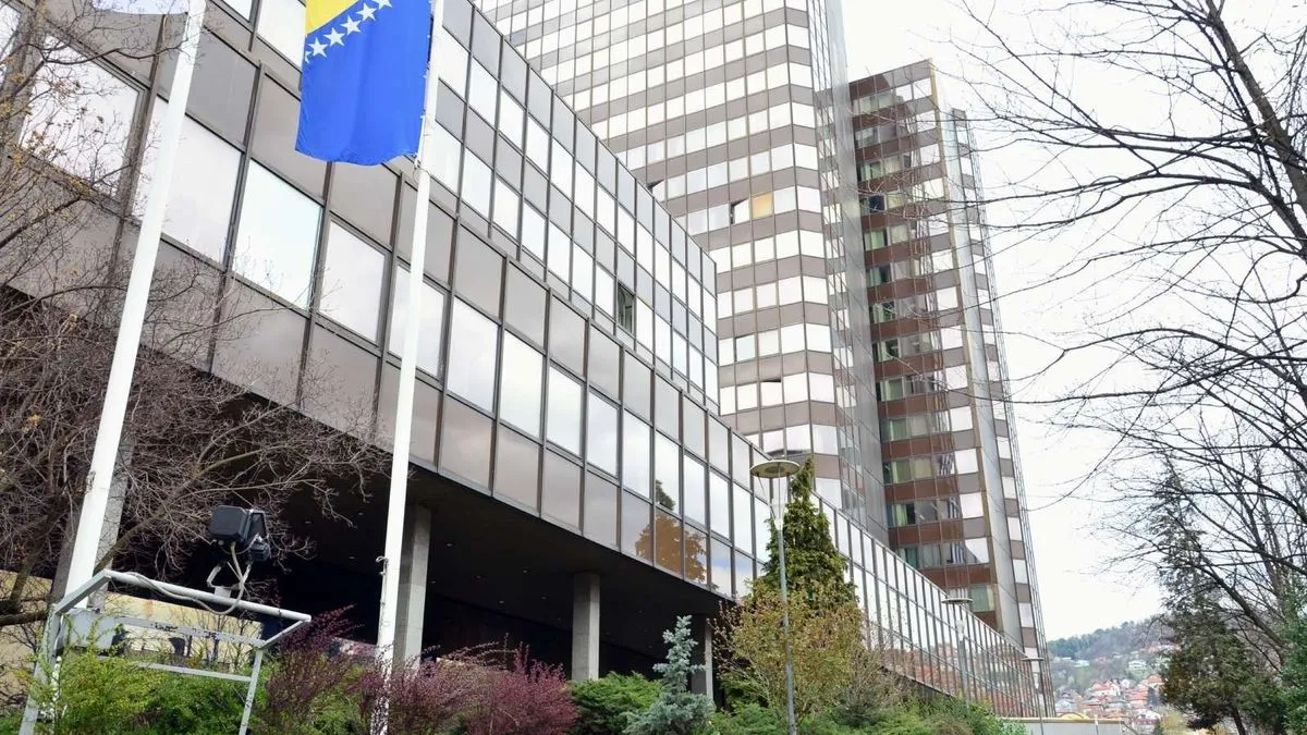 Obuća upozorava: Vlada FBiH se priprema za novo vanjsko zaduženje bez kontrole
