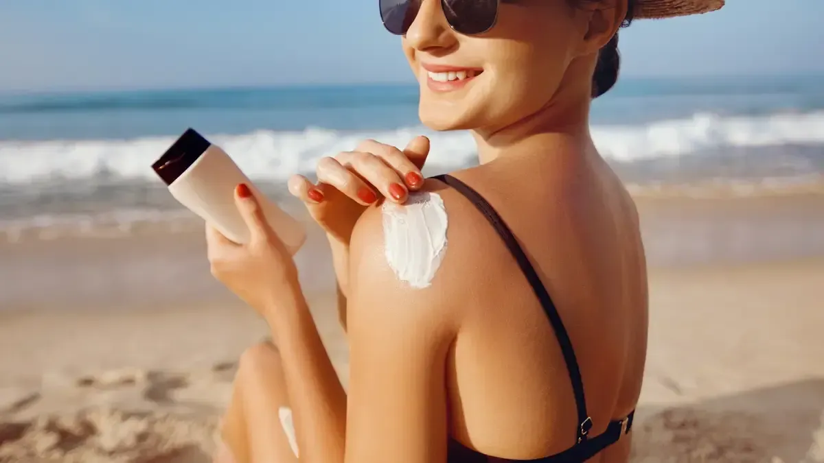 Većina nas poseže za SPF-om 30 ili 50 bez mnogo razmišljanja o tome šta ti brojevi zapravo znače