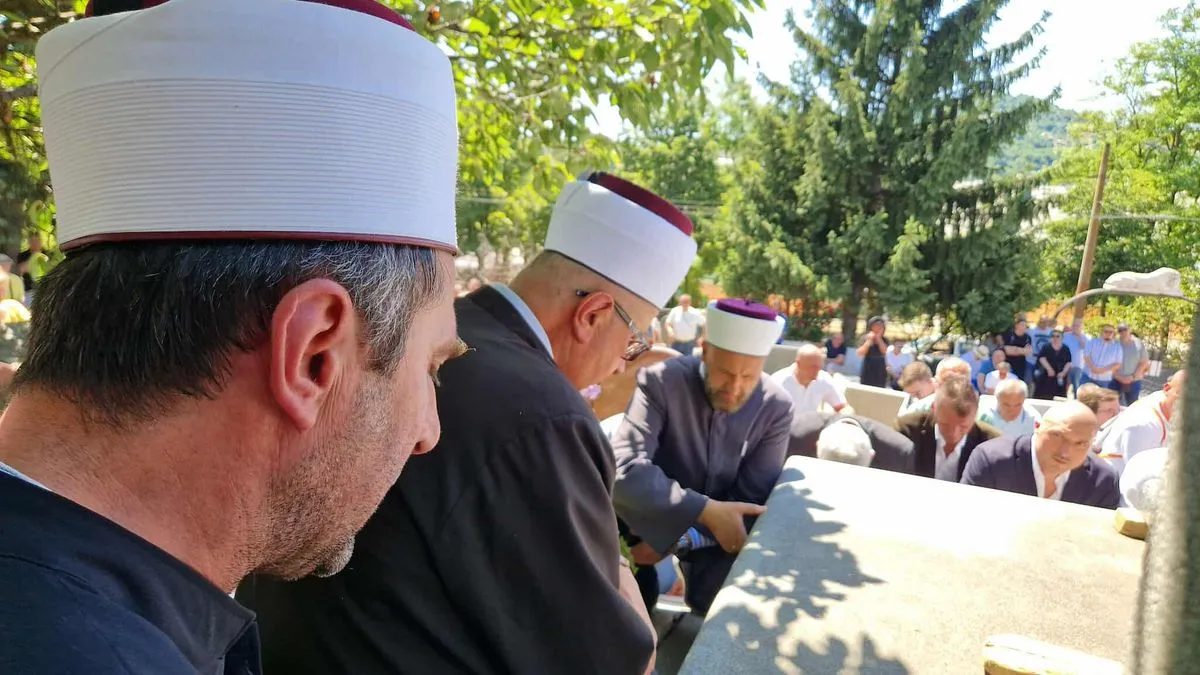 Sarajevo se oprostilo od velikana: Klanjana dženaza prof. dr. Emiru Solakoviću