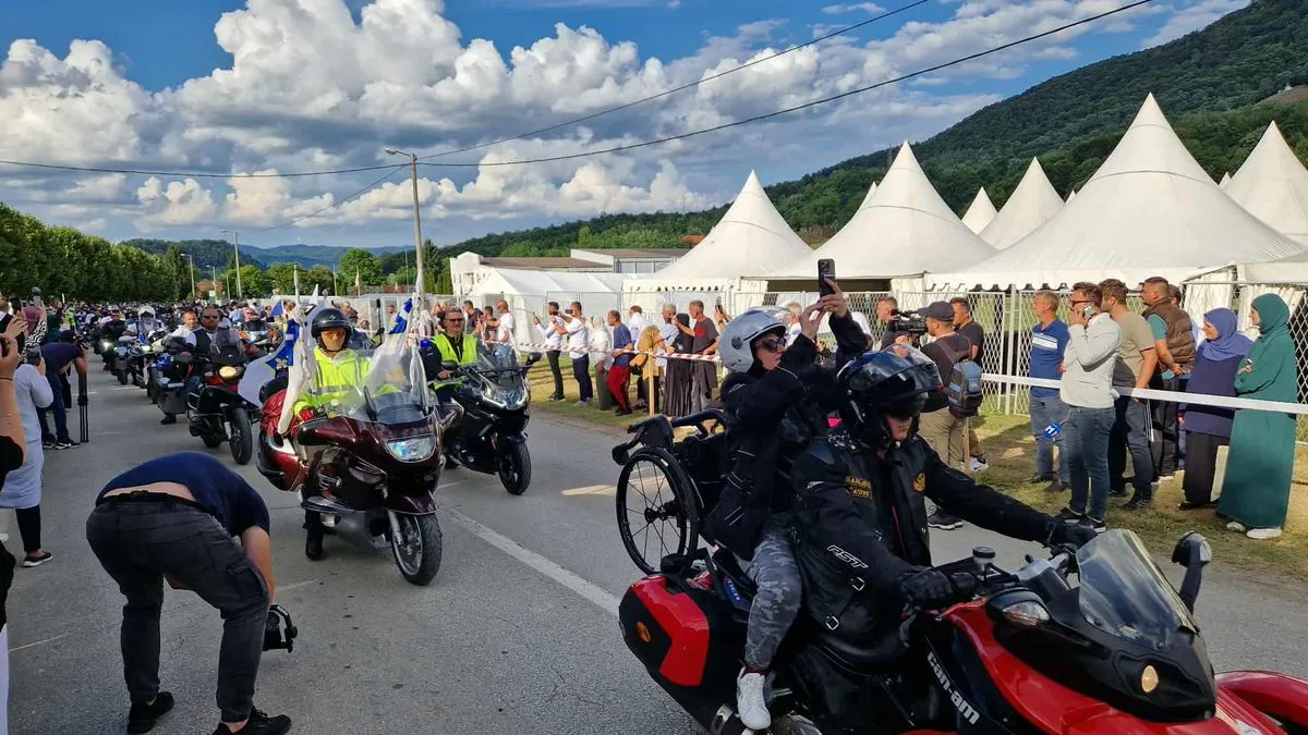 U kompleks su ušli tiho i s dubokim poštovanjem prema žrtvama genocida