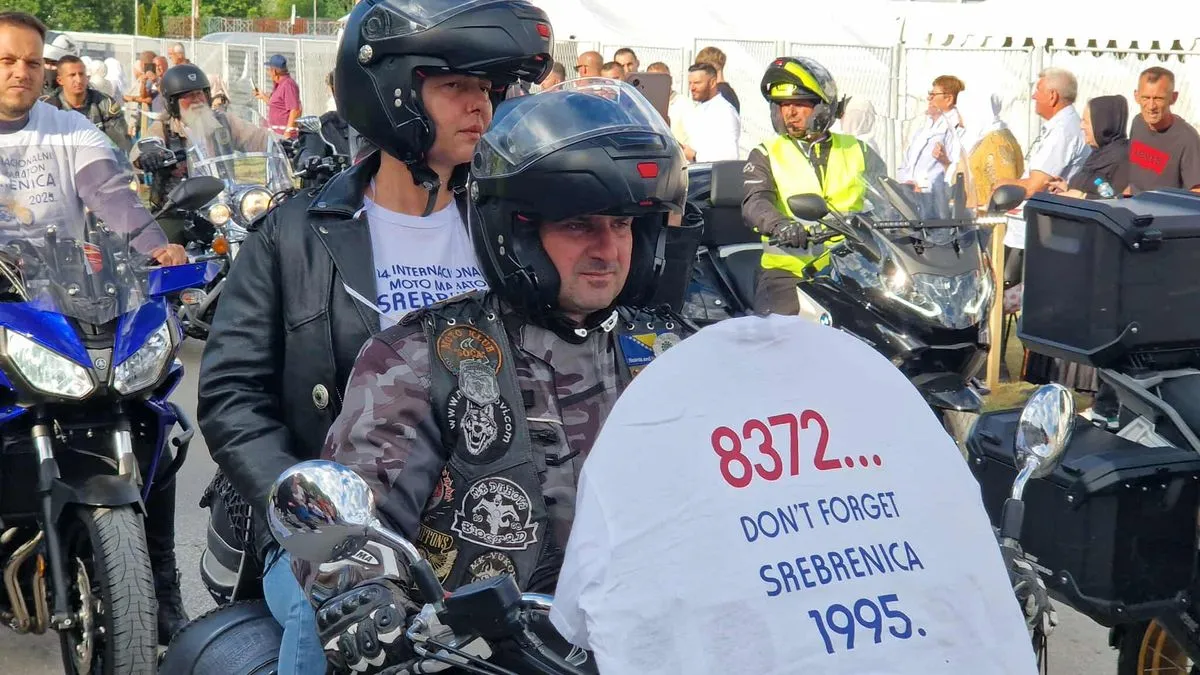 U kompleks su ušli tiho i s dubokim poštovanjem prema žrtvama genocida