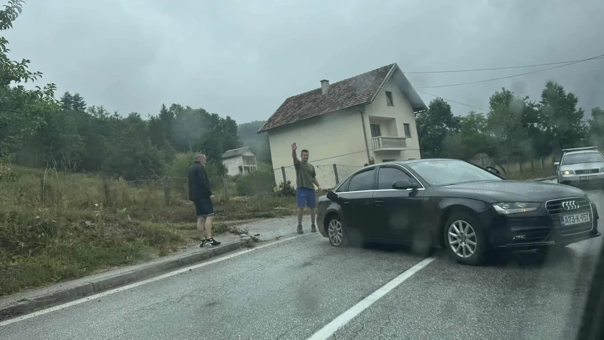 Iz BIHAMK-a savjetuju oprezniju vožnju prilagođenu trenutnim uvjetima i stanju na putevima