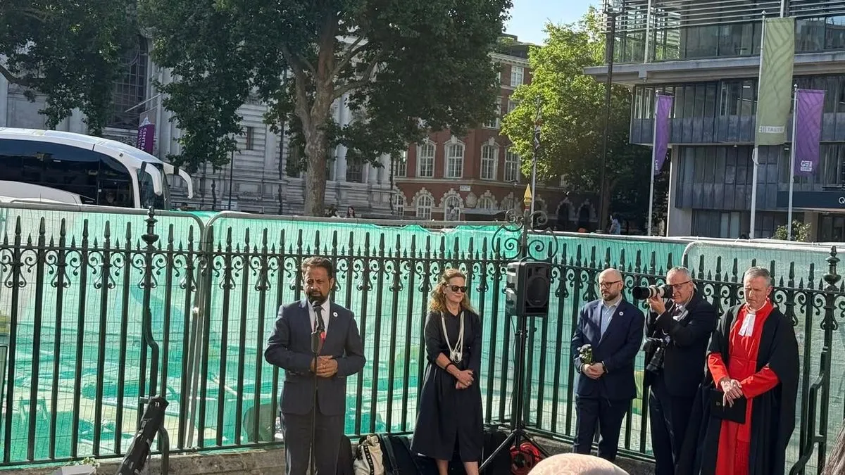 Srebrenica u srcu Britanije: 30. godišnjica obilježena u Westminster Abbeyju