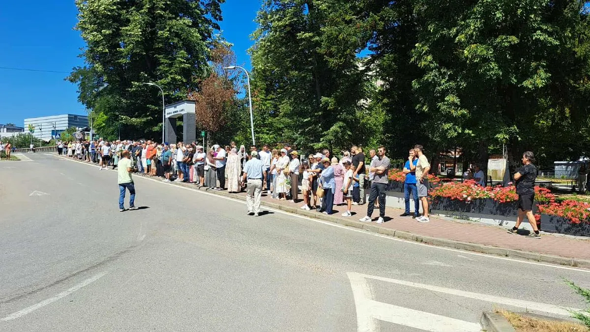 Kolona sa sedam tabuta krenula iz 'Šejkovače': Potresna ispovijest porodice ubijenog Mirsada Zečića