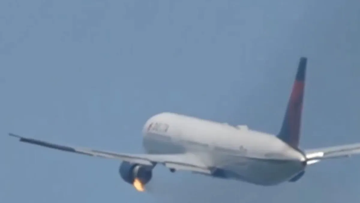 Piloti su morali okrenuti avion i vratiti se natrag zbog problema s lijevim motorom