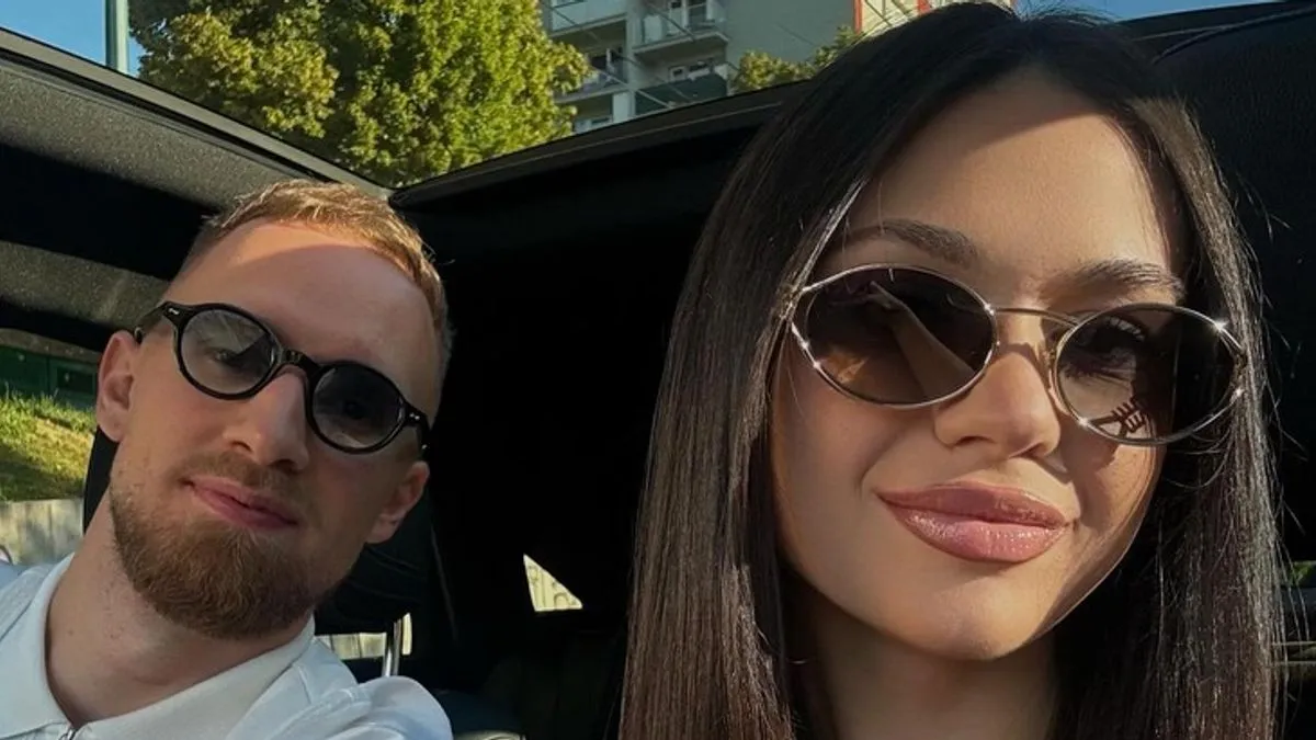 Smajić se, inače, bavi novinarstvom, a bh. javnost je pamti kao Miss Federacije BiH iz 2019. godine