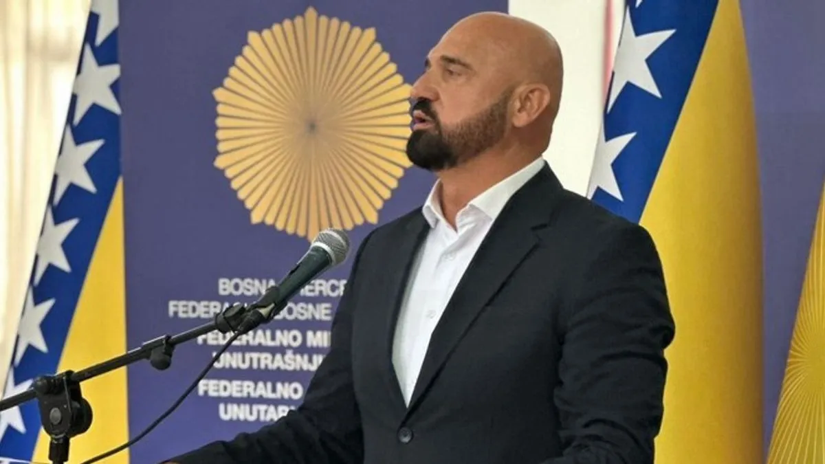 Zalaganje na poslovima zaštite sigurnosti građana, borbe protiv kriminala i očuvanja javnog reda i mira
