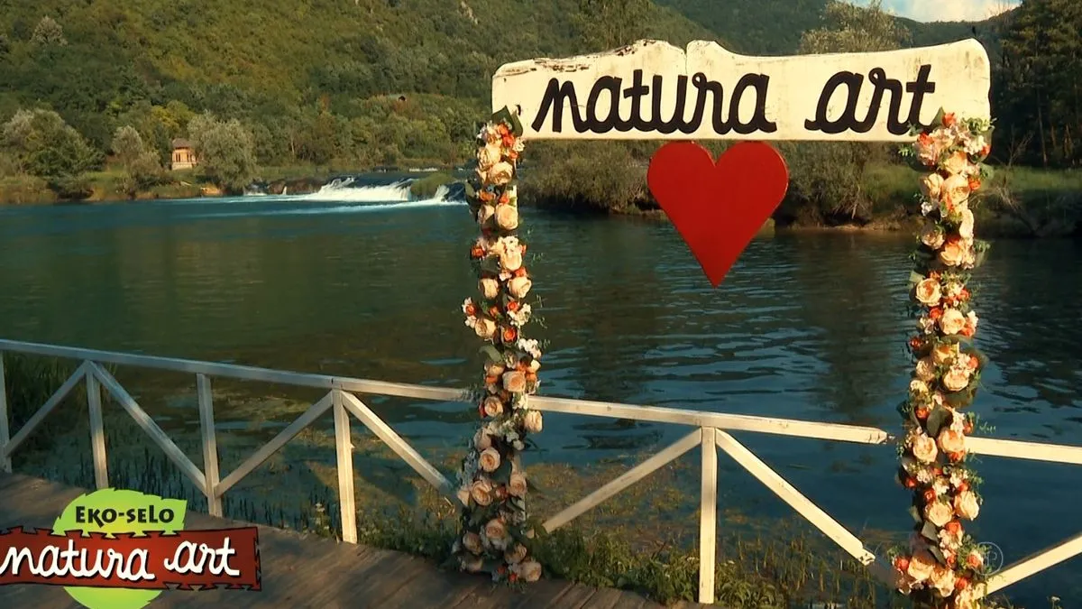 Plovidba najvećom arkom na rijeci Uni u ekoselu 'Natura art'