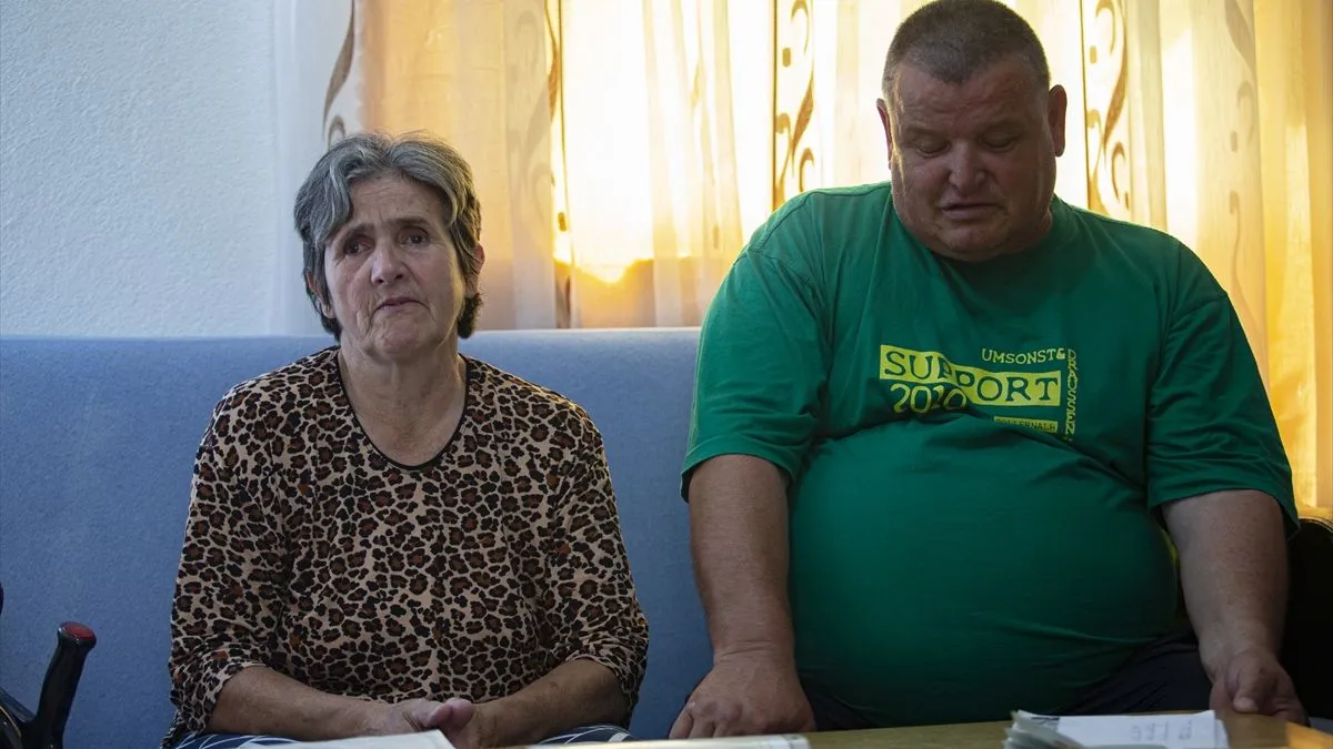 Prepoznala je opanke sa kajišem koji su pripadali njenoj majci Fati’, kazao je Remzo.