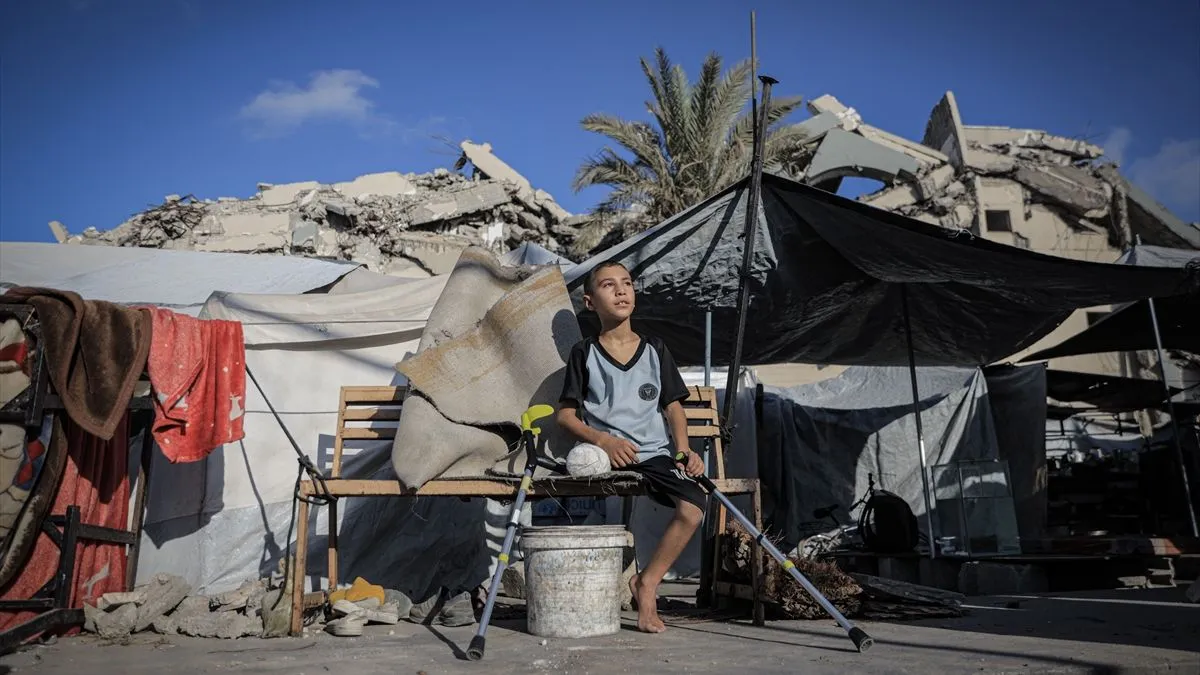 Muhammed sada živi s porodicom u šatoru postavljenom u kampusu Islamskog univerziteta u Gazi.