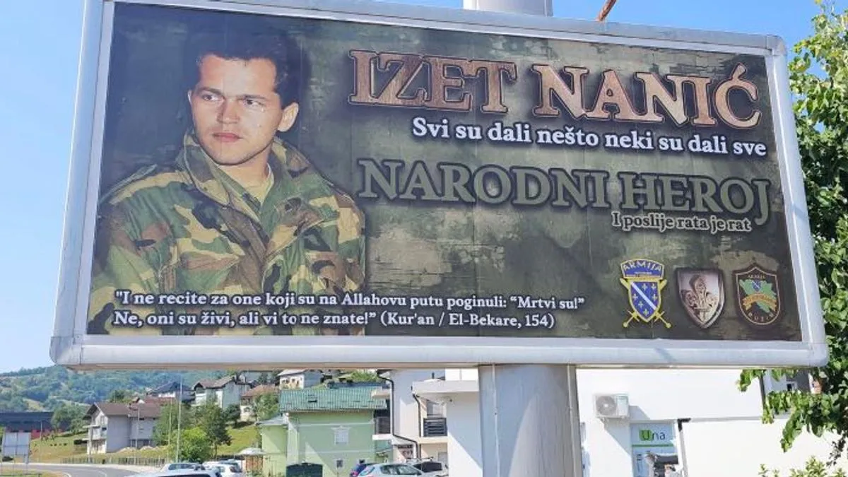 Brojni su podvizi i primjeri njegovog ratnog herojstva, ali prije svega inteligencije, vojne osposobljenosti, neustrašivosti...