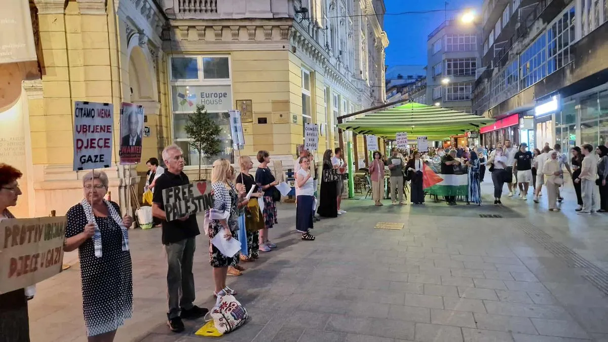 Podsjećamo da su u Sarajevu u više navrata održani protesti na kojima se ukazalo na dešavanja u Gazi i podržao narod Palestine