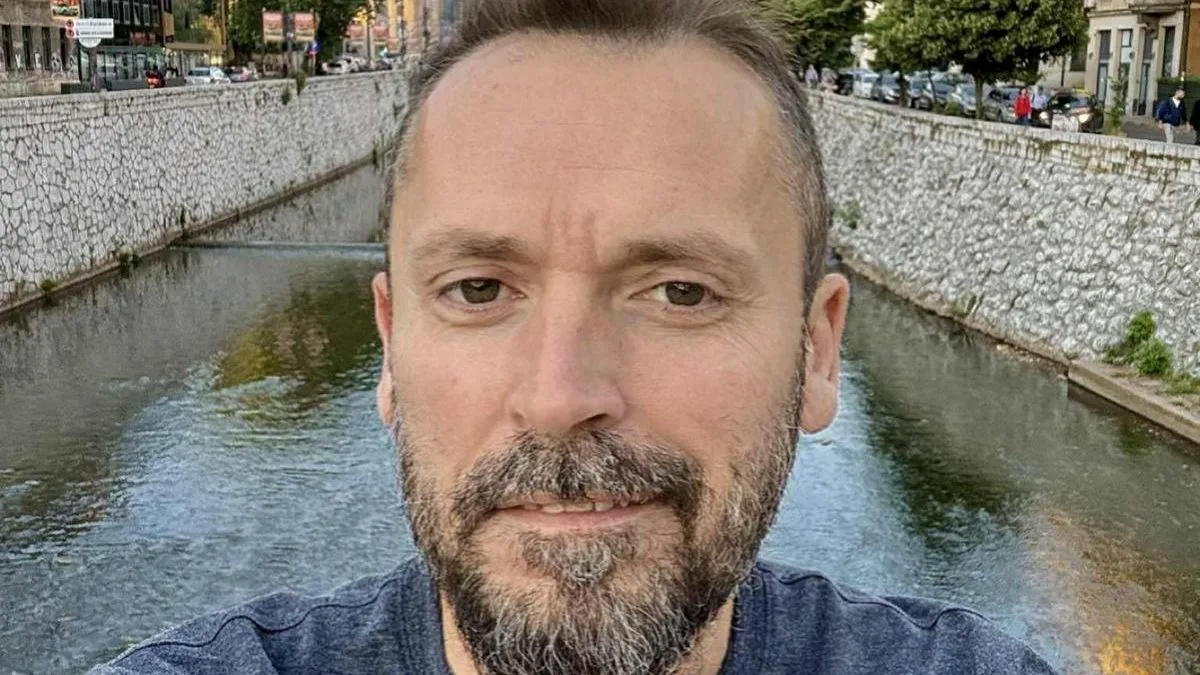 Bursać, sin krajiškog kraja, za Hayat.ba: Dodik je Karadžić bez brade, sa laktaškim akcentom