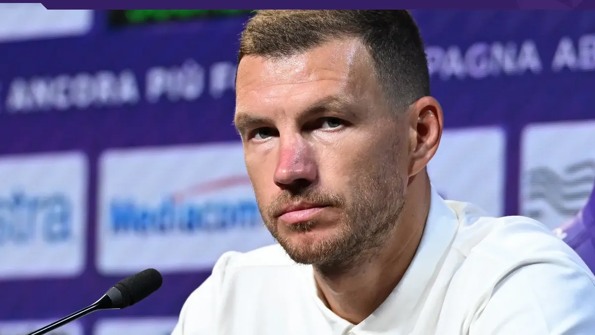 Edin Džeko je danas predstavljen novinarima u Wind3 Media Centru u Viola Parku.