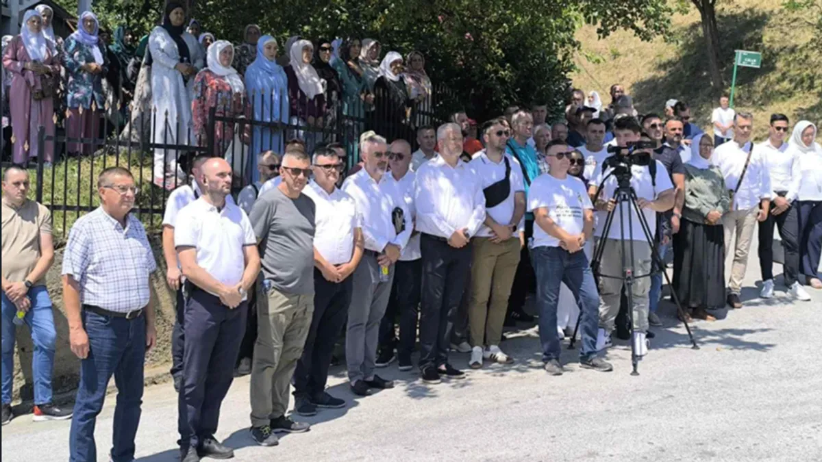 Na Šehidskom mezarju Tihovići konačan smiraj pronašlo je 11 nedužno ubijenih mještana Tihovića