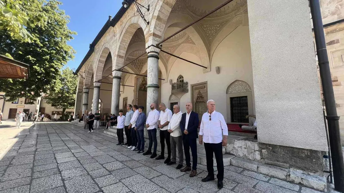 U Stocu dženaza namaz će se klanjati također danas u haremu Careve džamije u 18:00 sati, a ukop će se obaviti u Tekiji 'Stolac'.
