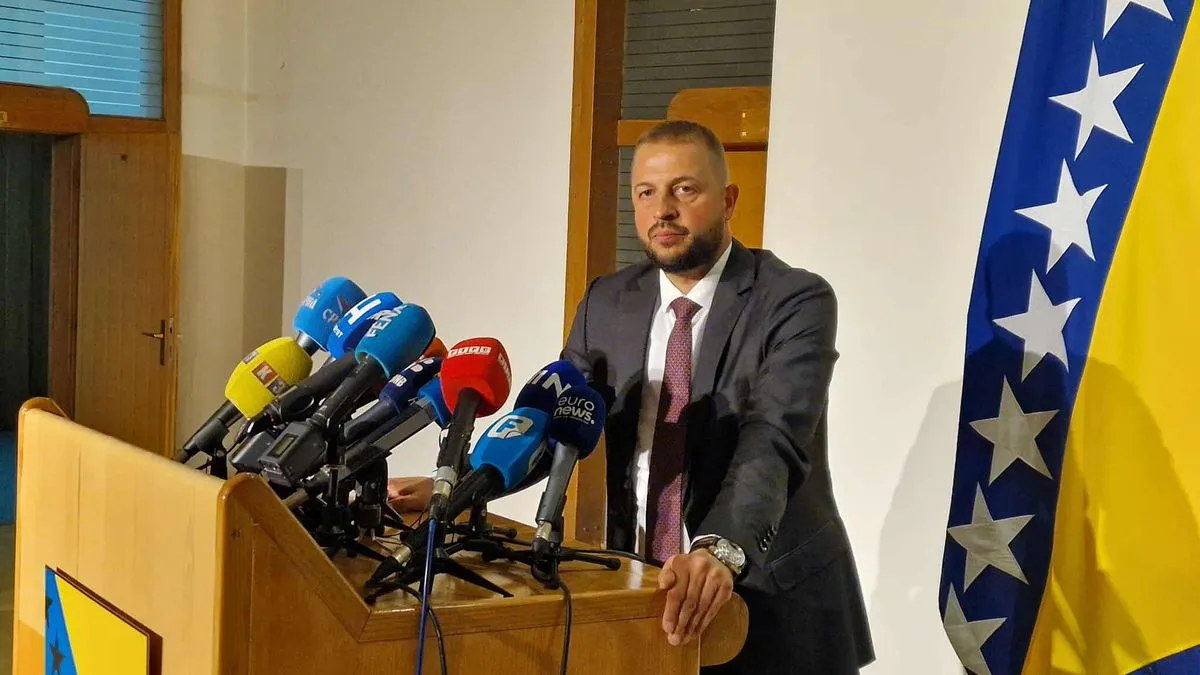 Svađe, prepiranja, osvete, rušenje države: Ništa novo na sjednici Doma naroda BiH