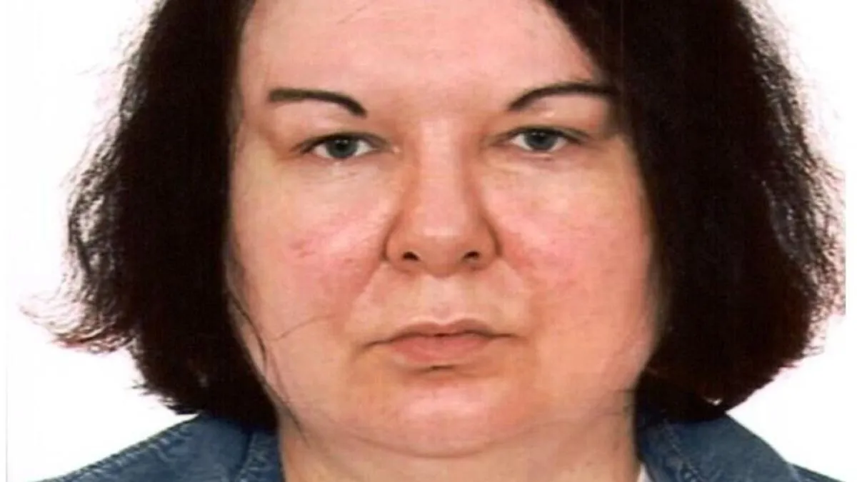 U istom periodu sudilo joj se i za prijetnje smrću svojoj majci koju je davila