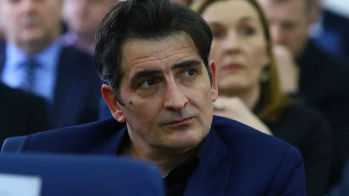 Dugovanje od 10 miliona redovnog plaćanja i 15-tak miliona prema dobavljačima znači, kako navodi Kapidžić, da će sistem uskoro kolapsirati